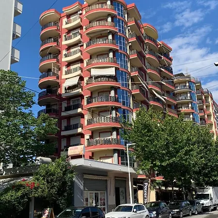 Summer Oasis In The Heart Of Apartament